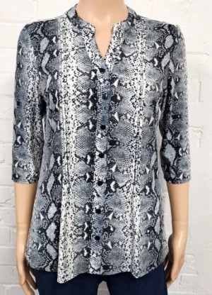 UNTUCKit Tops & Cardigans*Anamor Blue Tone Snake Print Top Blue Tones