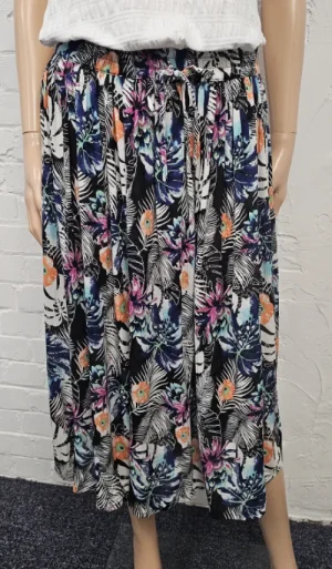 UNTUCKit Skirts & Trousers*Claudia C Tropical Print Skirt Black