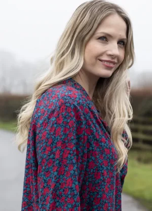 UNTUCKit Tops & Cardigans*Lily & Me Hazel Blouse Ditsy Red