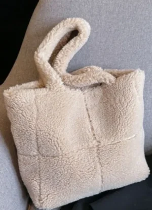 UNTUCKit Bags & Purses*Superbia Faux Fur Teddy Bag